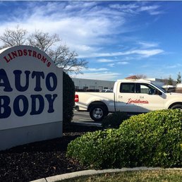 Exterior photo of Lindstrom's Auto Body - Woodland, California Exterior photo of Lindstrom's Auto Body - Woodland, California