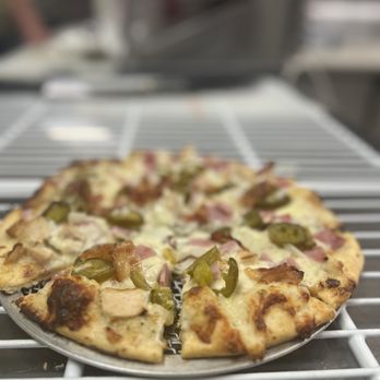 Sopranos Pizzeria & Catering - Chicken Bacon Ranch with Jalapeños - Pizza Near Me - Lockport, Illinois Sopranos Pizzeria & Catering - Chicken Bacon Ranch with Jalapeños - Pizza Near Me - Lockport, Illinois
