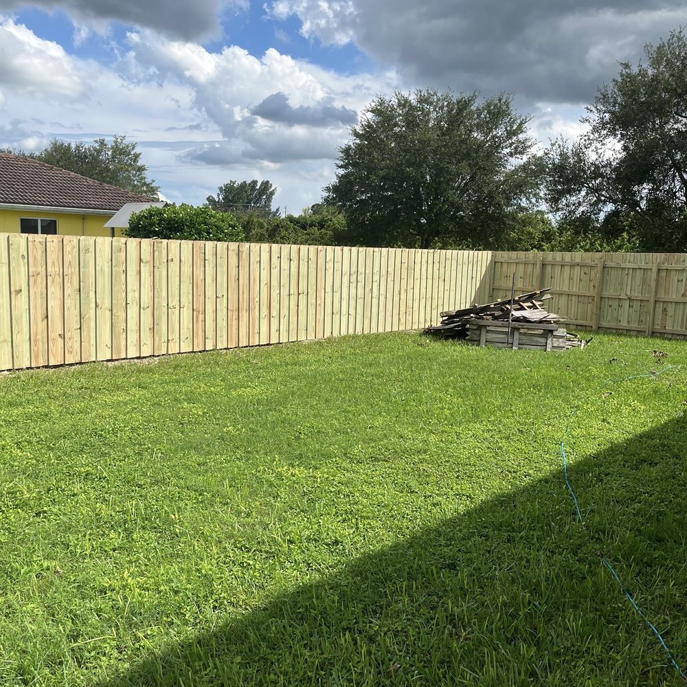 Sotolongo Fence - Repaired back are on other side. - Fences & Gates Near Me