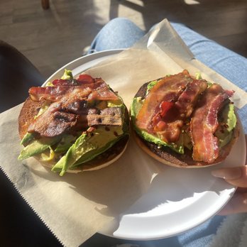 Cafe Xiloa - Avocado bagel with bacon - Breakfast & Brunch Near Me - Daly City, California
