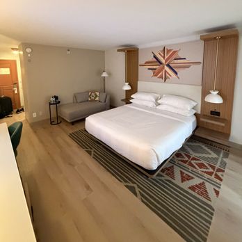 San Ramon Marriott - King room with great pillows - Hotels Near Me - San Ramon, California San Ramon Marriott - King room with great pillows - Hotels Near Me - San Ramon, California