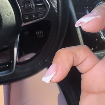 Glowzy Nail Bar - Nail Salons Near Me - Chino Hills, California