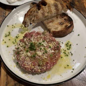 The Red Lion Tavern - Steak tartare - American Near Me - Cohasset, Massachusetts