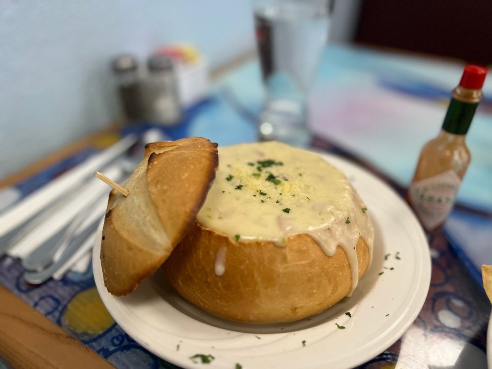 San Francisco Bay Restaurant - Photo 3