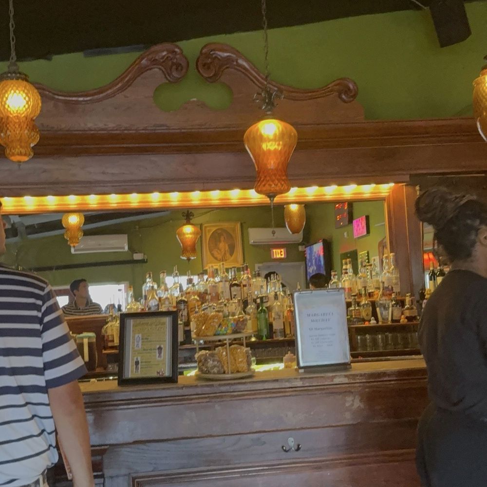 The Butterfly Bar - Bar - Lounges Near Me - Austin, Texas