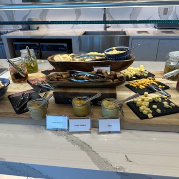 Delta Sky Club - Airport Lounges Near Me - Nashville, Tennessee Delta Sky Club - Airport Lounges Near Me - Nashville, Tennessee