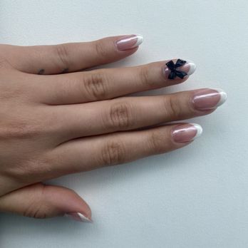 Azure Nail Spa Suite - Nail Salons Near Me - Huntington Beach, California