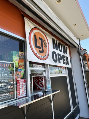 LJ's Lil' Cafe by null