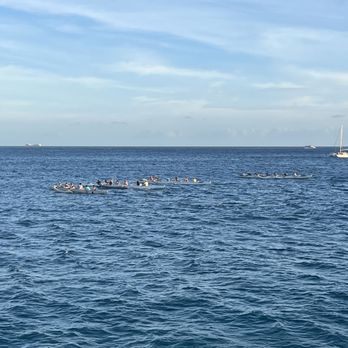 Prince Kuhio Tours - People canoeing - Boat Tours Near Me - Honolulu, Hawaii Prince Kuhio Tours - People canoeing - Boat Tours Near Me - Honolulu, Hawaii