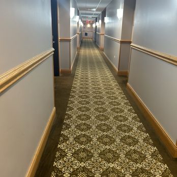 The Montcler Hotel - Hotels Near Me - Sandwich, Illinois The Montcler Hotel - Hotels Near Me - Sandwich, Illinois
