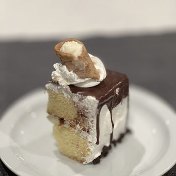 Publix - Duncan - Cannoli cake layers! - Bakeries Near Me - Duncan, South Carolina