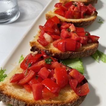 La Dolce Vita - Bruschetta - Cocktail Bars Near Me - Bellagio, Colorado