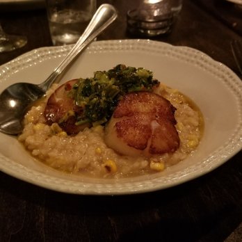 Commoner & Co - Scallops with corn risotto - Cocktail Bars Near Me - Tucson, Arizona Commoner & Co - Scallops with corn risotto - Cocktail Bars Near Me - Tucson, Arizona