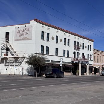 Holland Hotel - View of Holland Hotel - Hotels Near Me - Alpine, Texas
