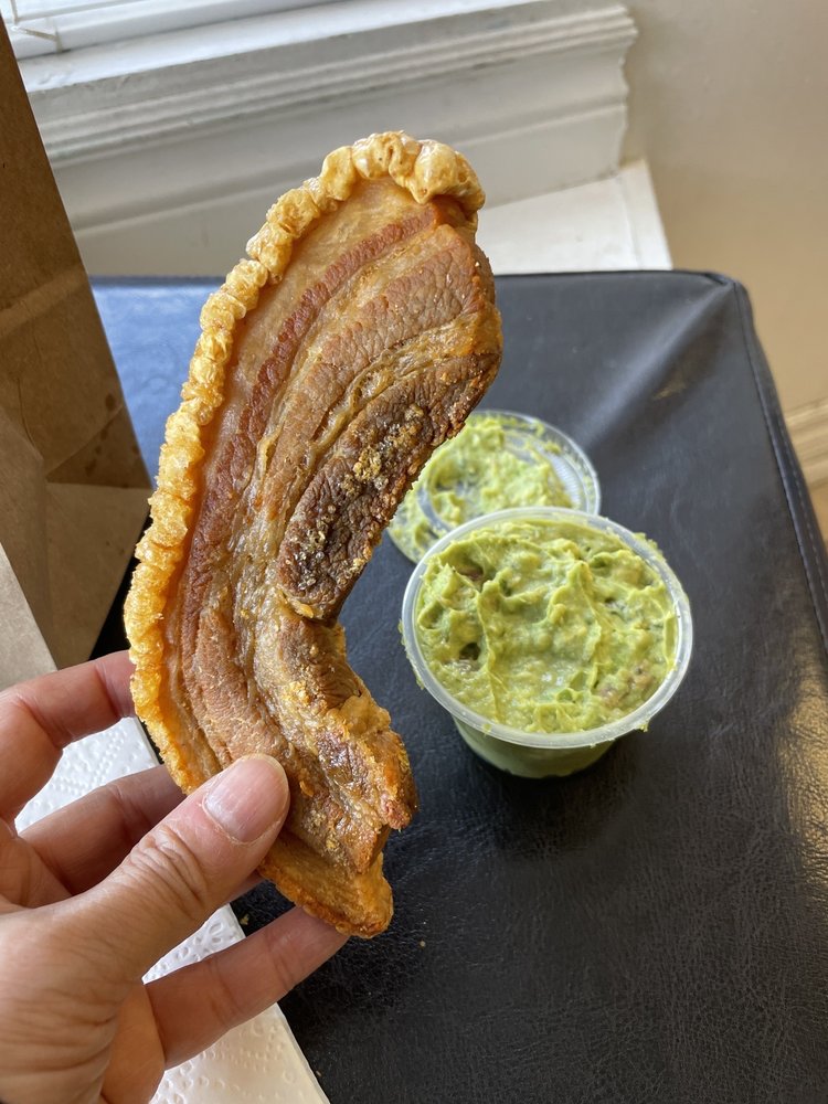 Mang Mar's Chicharon Logo