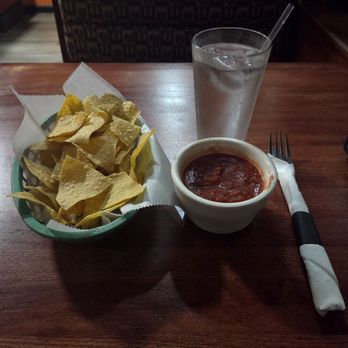 Fiesta Cancun - Chips & Salsa - Bars Near Me - Waldorf, Maryland