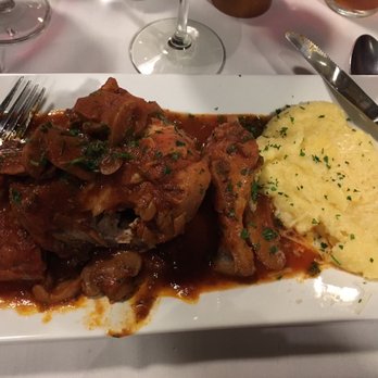 The Del Rio Restaurant - Fabulous chicken cacciatore - Italian Near Me - Highwood, Illinois The Del Rio Restaurant - Fabulous chicken cacciatore - Italian Near Me - Highwood, Illinois