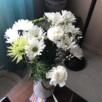Avas Flowers - This is the what they sent! - Florists Near Me