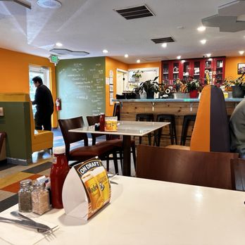 Uncle Jeffi’s Brunch - Main dining area - Breakfast & Brunch Near Me - Holladay, Utah Uncle Jeffi’s Brunch - Main dining area - Breakfast & Brunch Near Me - Holladay, Utah