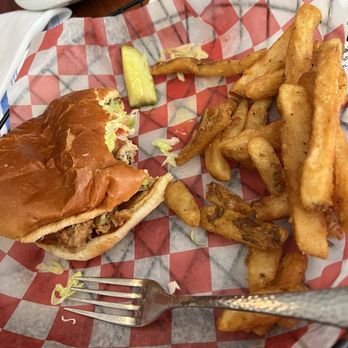 Bahrs Landing Restaurant - Oyster Po'Boy Sandwich - Seafood Near Me - Highlands, New Jersey Bahrs Landing Restaurant - Oyster Po'Boy Sandwich - Seafood Near Me - Highlands, New Jersey