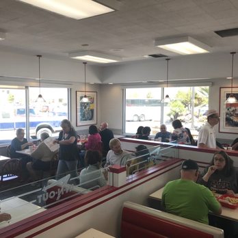 In-N-Out Burger - Inside - Burgers Near Me - Kingman, Arizona