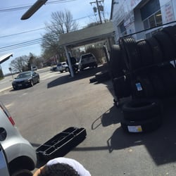 Spaulding's Tire & Auto Maintenence - Pictures say it all! Bad Customer Service!
