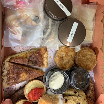 Robinsons Tea Room - British to go box - Desserts Near Me - Stony Brook, New York
