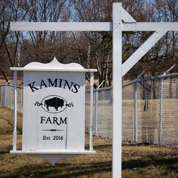 Kamins Farm Sanctuary - Road sign - Animal Shelters Near Me