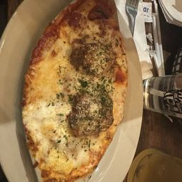 Ravanelli King Pasta Pie