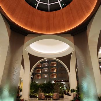 Fairmont Kea Lani - Lobby - Resorts Near Me - Wailea, Hawaii