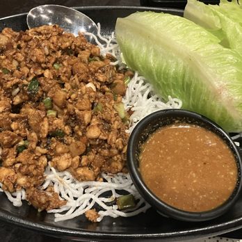 P.F. Chang's - Chinese Near Me - Wauwatosa, Wisconsin