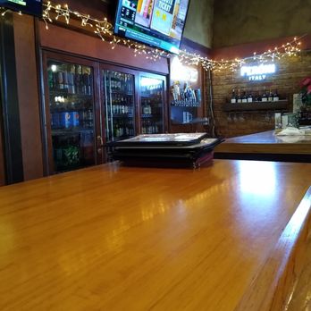 Long Beach Pizza - The bar area - Pizza Near Me - Long Beach, California Long Beach Pizza - The bar area - Pizza Near Me - Long Beach, California