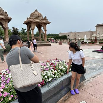 BAPS Swaminarayan Akshardham - Hindu Temples Near Me - Robbinsville, New Jersey