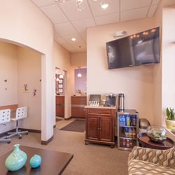 Tamarack Hills Family Dentistry - Welcoming lounge area with complimentary refreshments!