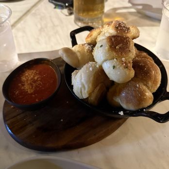 Mangoni - Pizza Near Me - Winter Garden, Florida