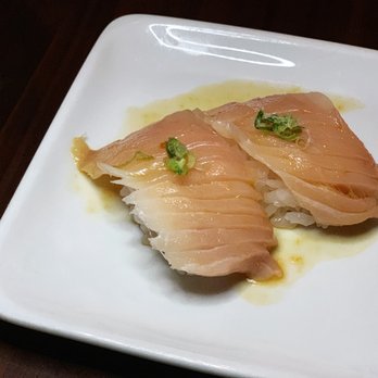 SUGARFISH | Flatiron - Albacore Belly Tuna, AMAZING! - Sushi Bars Near Me - New York, New York