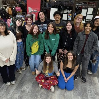 Plato's Closet - Used, Vintage & Consignment Near Me - Indianapolis, Indiana