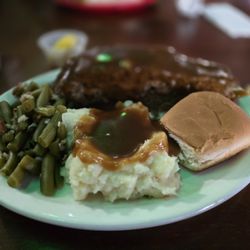Fishtail Tavern - meatloaf special