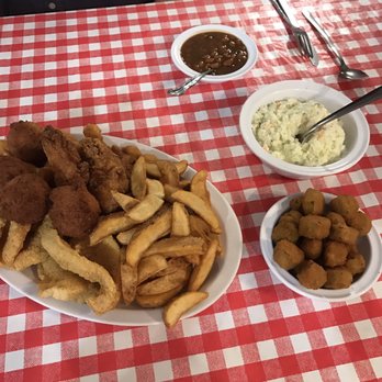 Catfish Kettle - Lots of sides to choose from. We tried the baked beans, coleslaw and fried okra. Good stuff! - Southern Near Me - Farmington, Missouri Catfish Kettle - Lots of sides to choose from. We tried the baked beans, coleslaw and fried okra. Good stuff! - Southern Near Me - Farmington, Missouri
