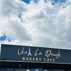 Viv La Dough
