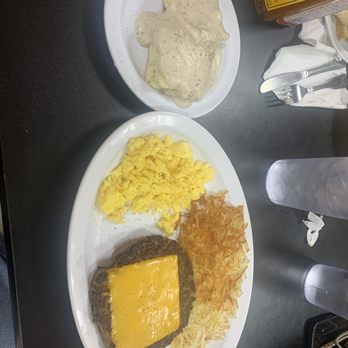 Mom's Diner - Hamburger steak and eggs - Diners Near Me - Pahrump, Nevada Mom's Diner - Hamburger steak and eggs - Diners Near Me - Pahrump, Nevada