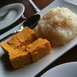 Green Mango Thai - Sticky rice with Custard: Yum!