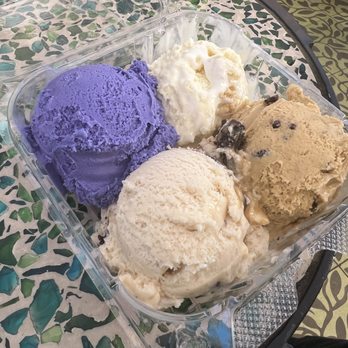 Handel's Homemade Ice Cream - taro, banana cream pie, graham central station, sticky fingers - Ice Cream & Frozen Yogurt Near Me - Irvine, California