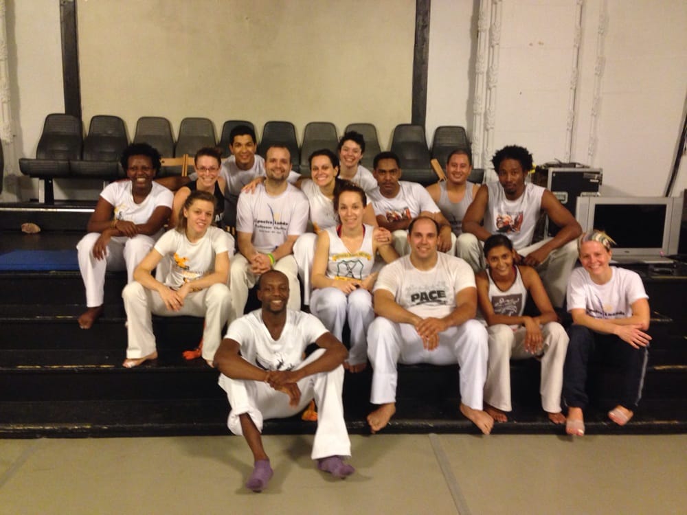 Capoeira Luanda C-Mestre Chuvisco Logo