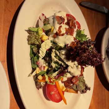 Houston's Restaurant - Salad!! - Steakhouses Near Me - Pasadena, California