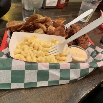 Roost Chicken & Biscuits - Southern Near Me - Chicago, Illinois