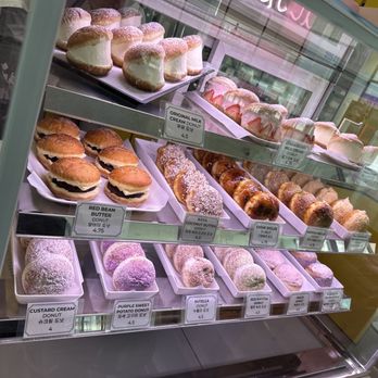 the BAKERY - The specialty donuts - Patisserie/Cake Shop Near Me - Buena Park, California