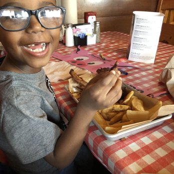 Famous Dave's Bar-B-Que - Barbeque Near Me - Saginaw, Michigan