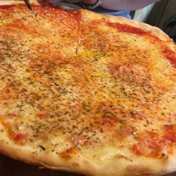 Bizzarro - Margherita pizza (more like a cheese) - Italian Near Me - London, XGL Bizzarro - Margherita pizza (more like a cheese) - Italian Near Me - London, XGL
