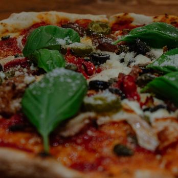 Croswell's Mercantile - Pizza Near Me - Ahmic Harbour, Ontario Croswell's Mercantile - Pizza Near Me - Ahmic Harbour, Ontario